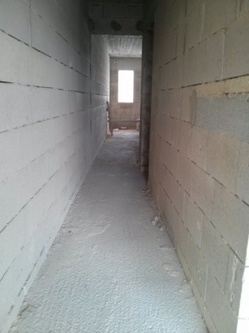 Private Office Block with Separate Entrance in Fgura