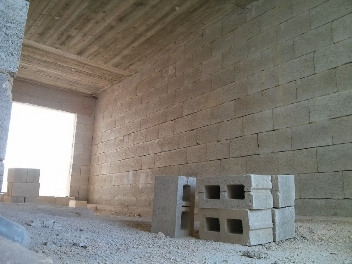 Private Office Block with Separate Entrance in Fgura