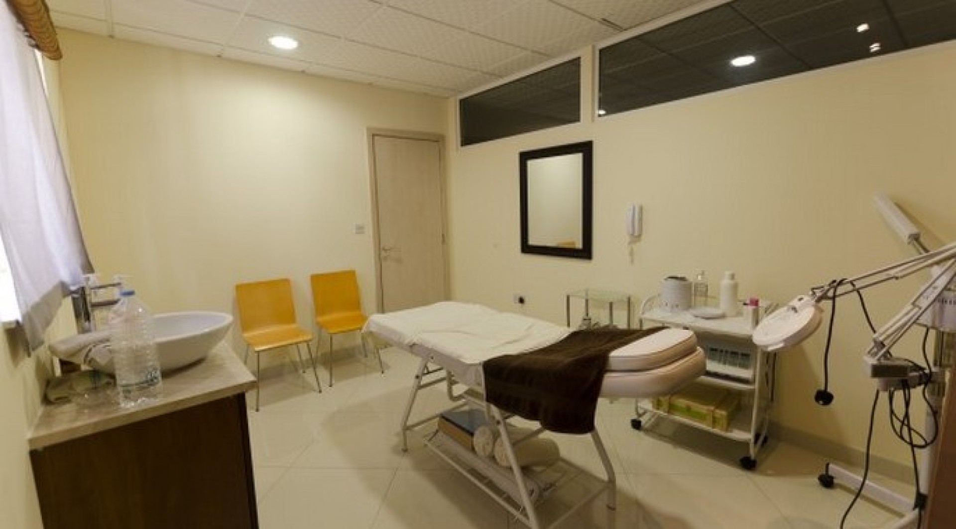 Class 4 Shop To Let in Lija