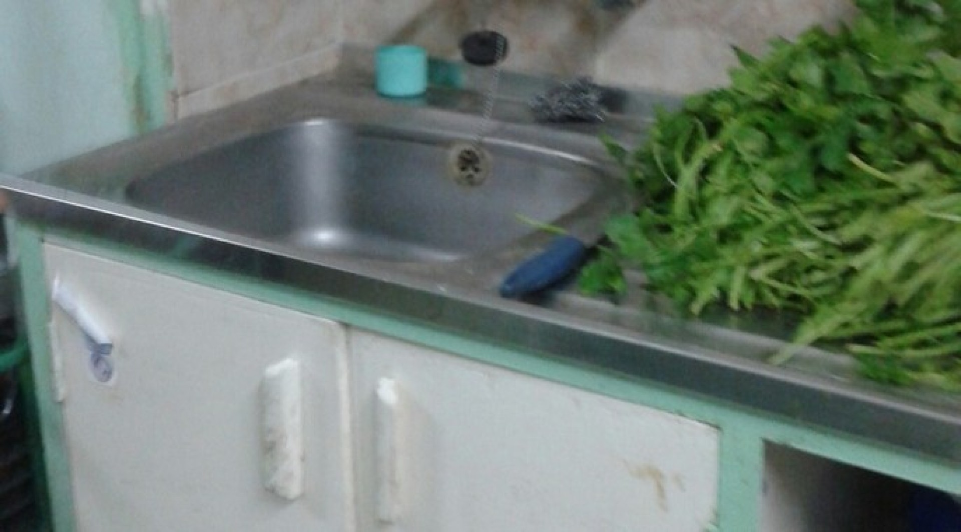 Class 4 shop for rent in Paola