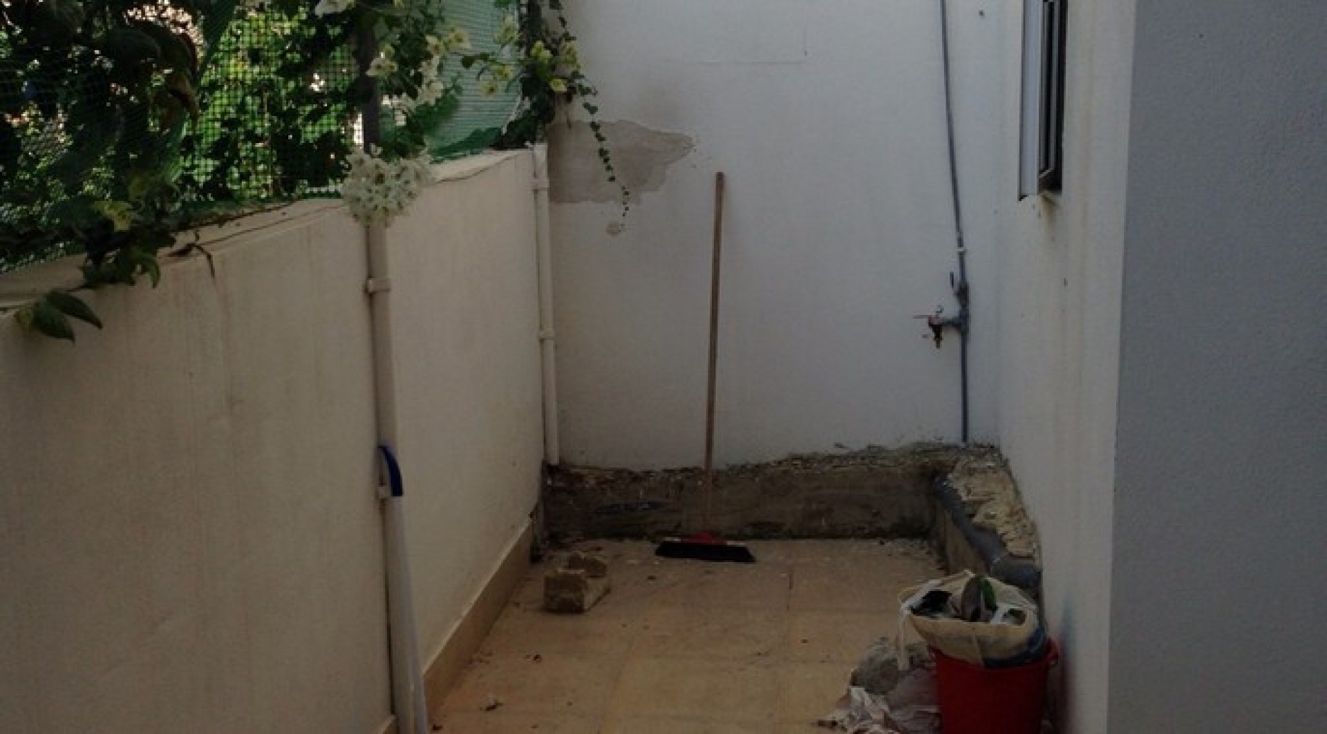Very well located office/elevated maisonette for rent in Swieqi