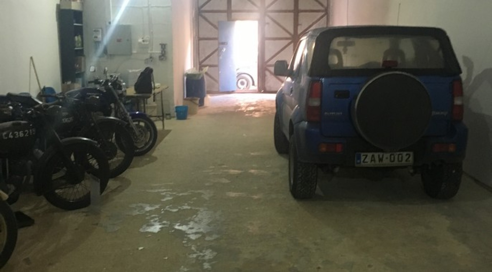 Real Estate Malta: 250 sqm warehouse in Mriehel
