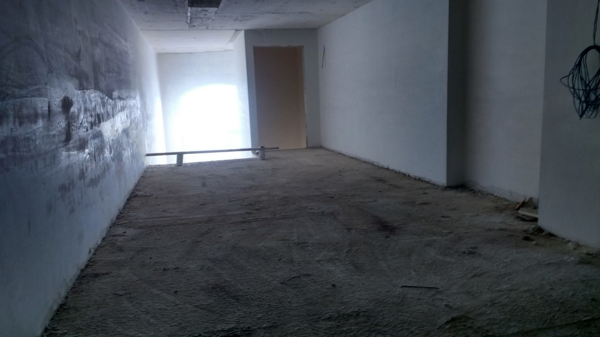 Real Estate Malta: 330 sqm commercial property in Xemxija on the seafront