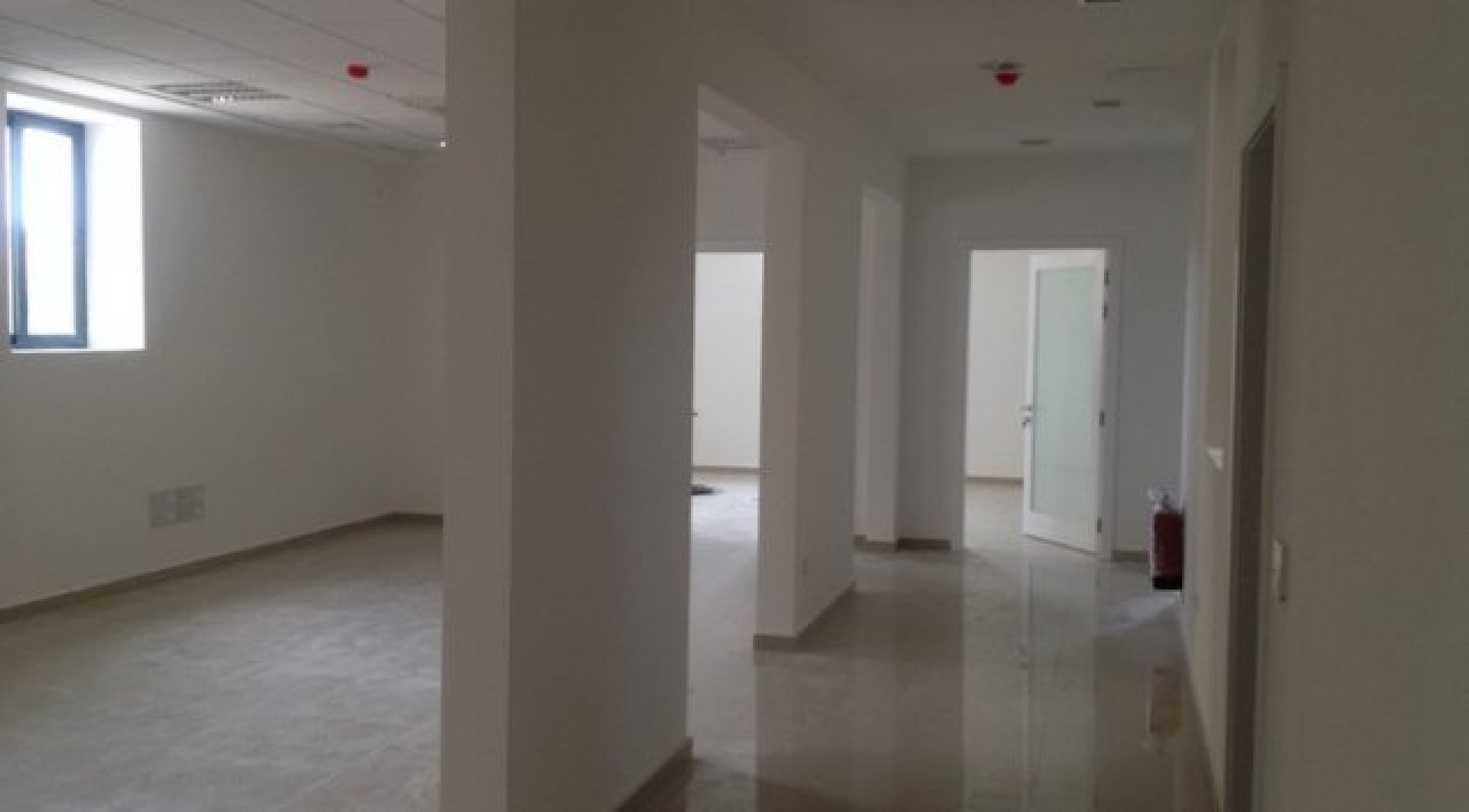 Malta Real Esate: 400 sqm Office in Floriana
