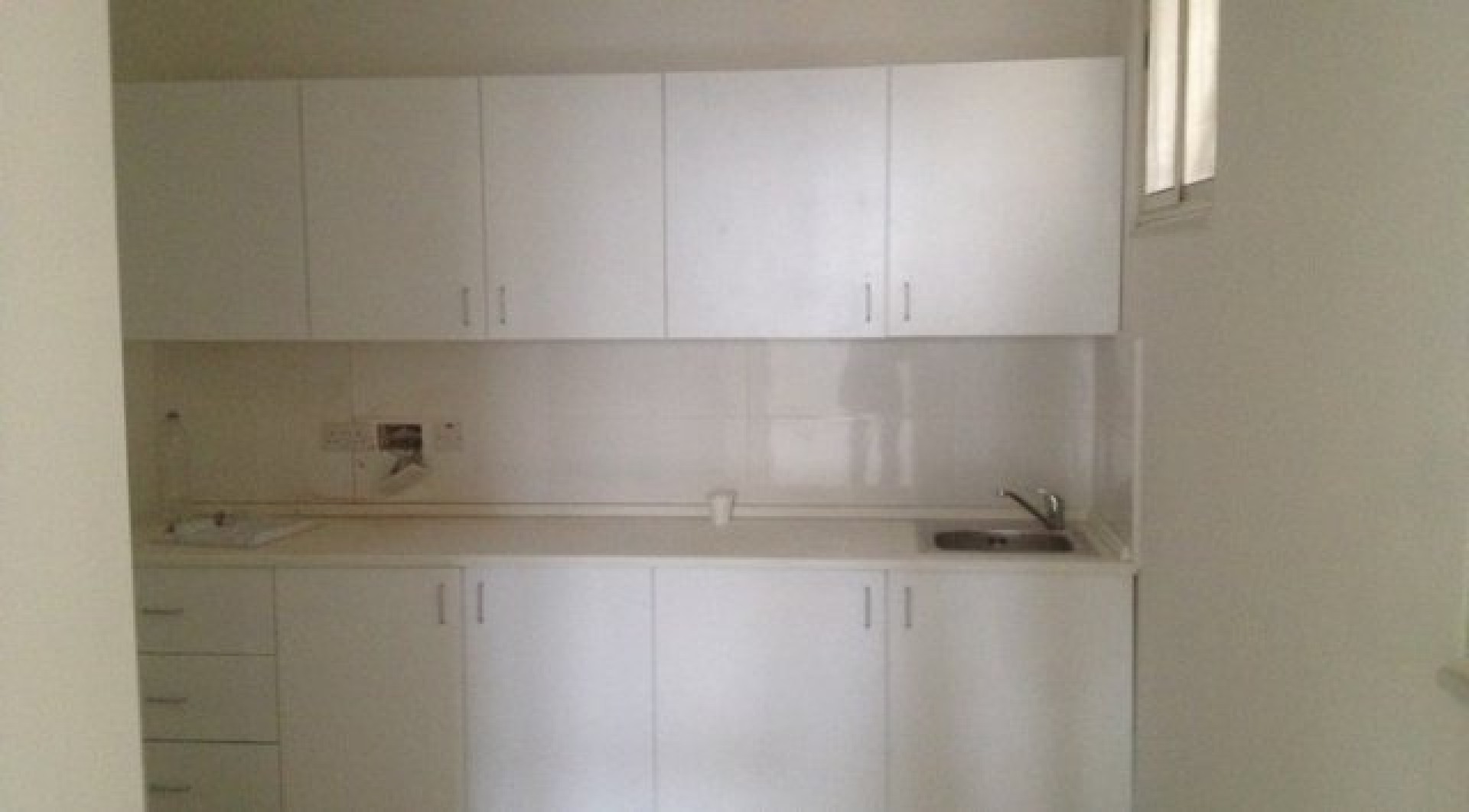 Malta Real Esate: 400 sqm Office in Floriana