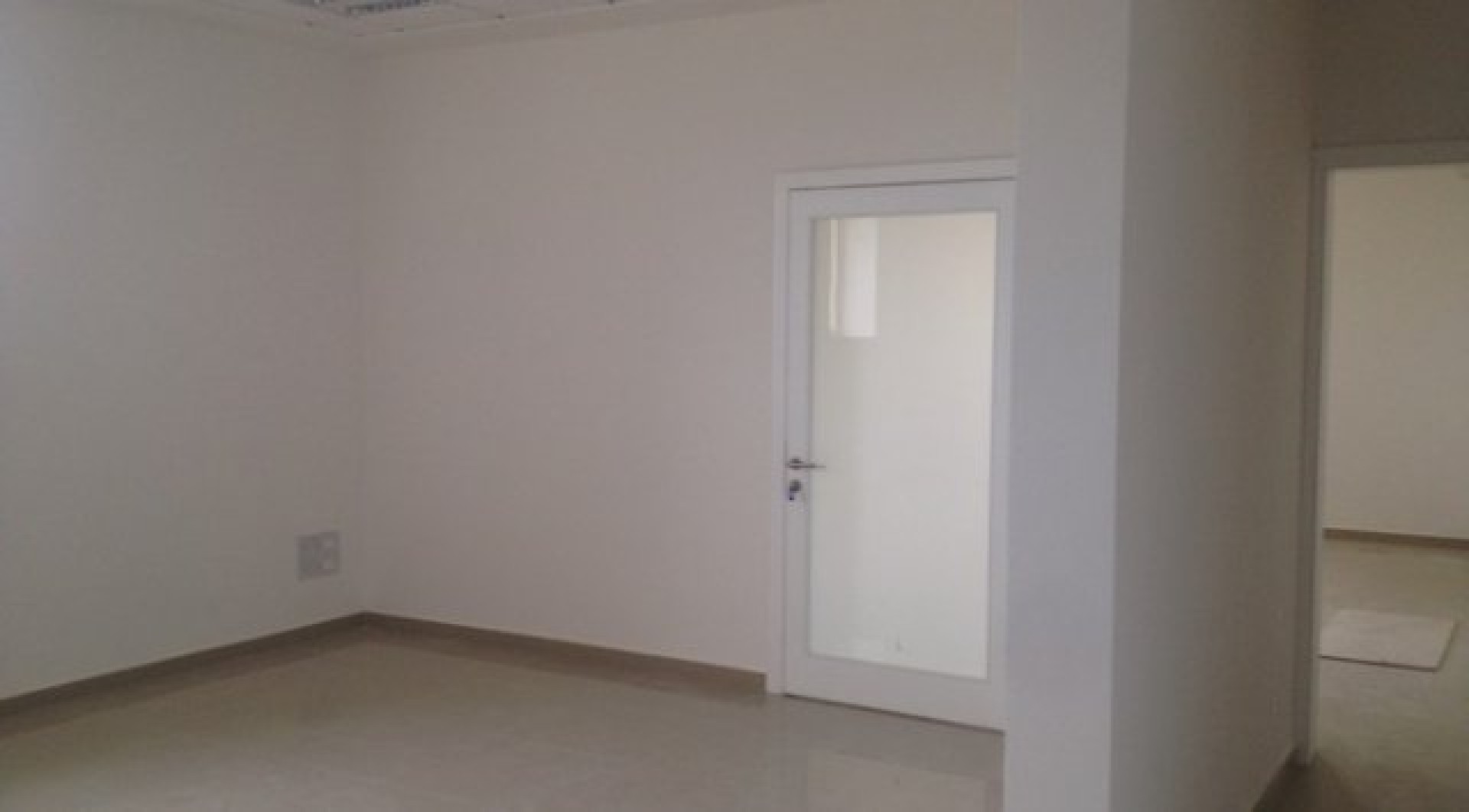 Malta Real Esate: 400 sqm Office in Floriana