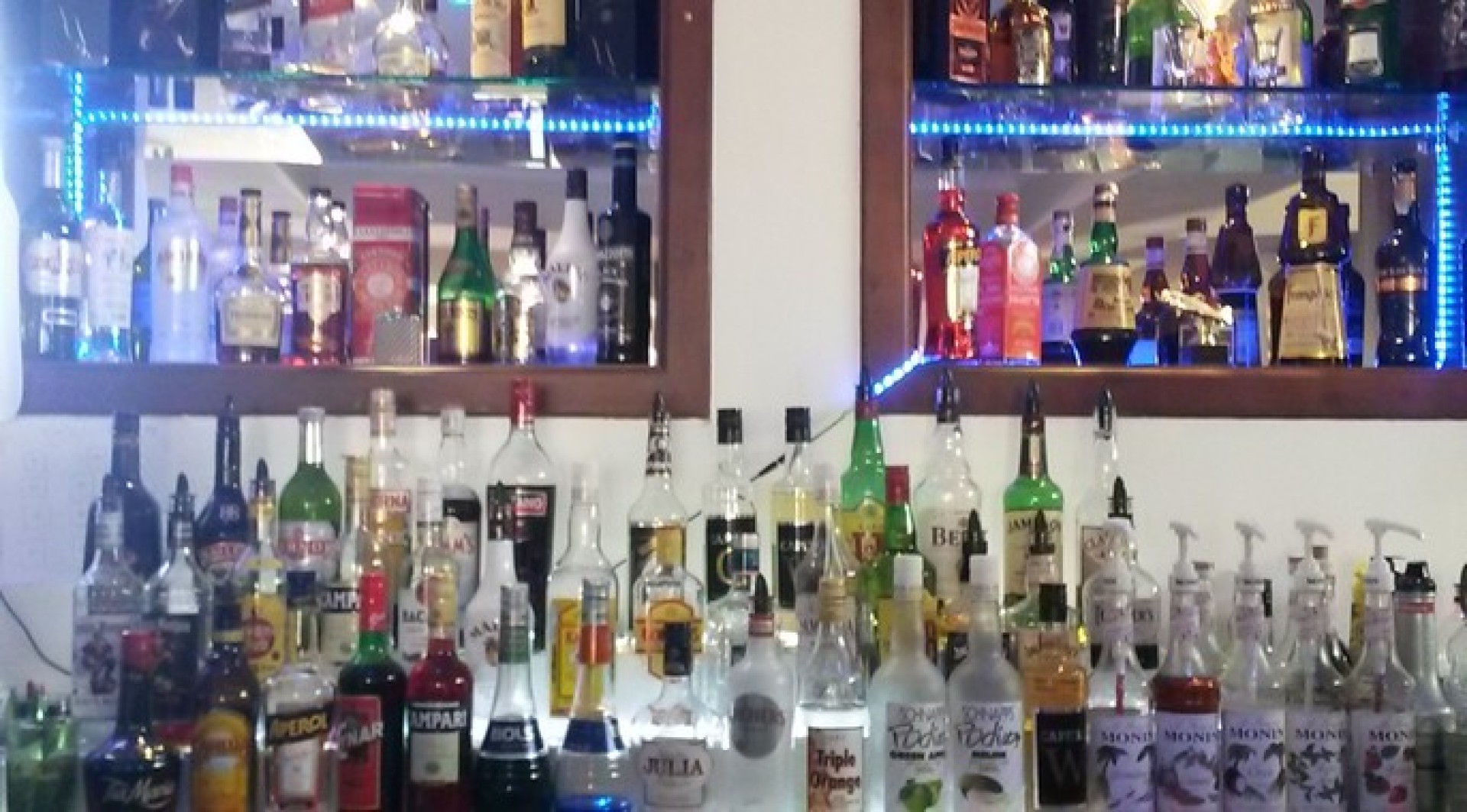 Malta Real Estate: Seafront restaurant/bar to let in Marsascala