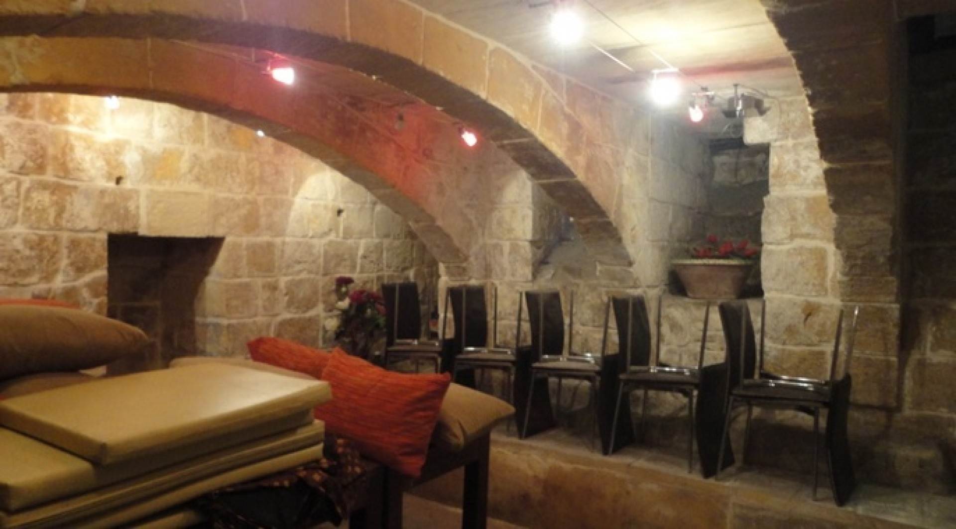 Real Estate Malta: 100 sqm Restaurant / Bar in Valletta