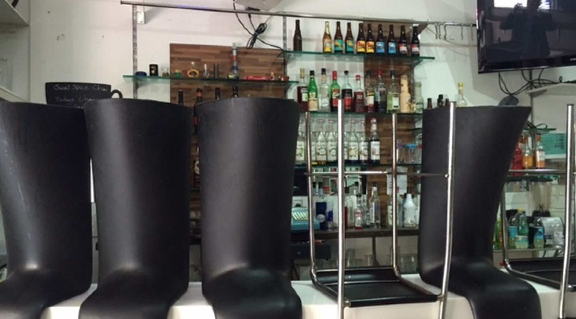 Real Estate Malta: Cafeteria or Gelateria in Paceville