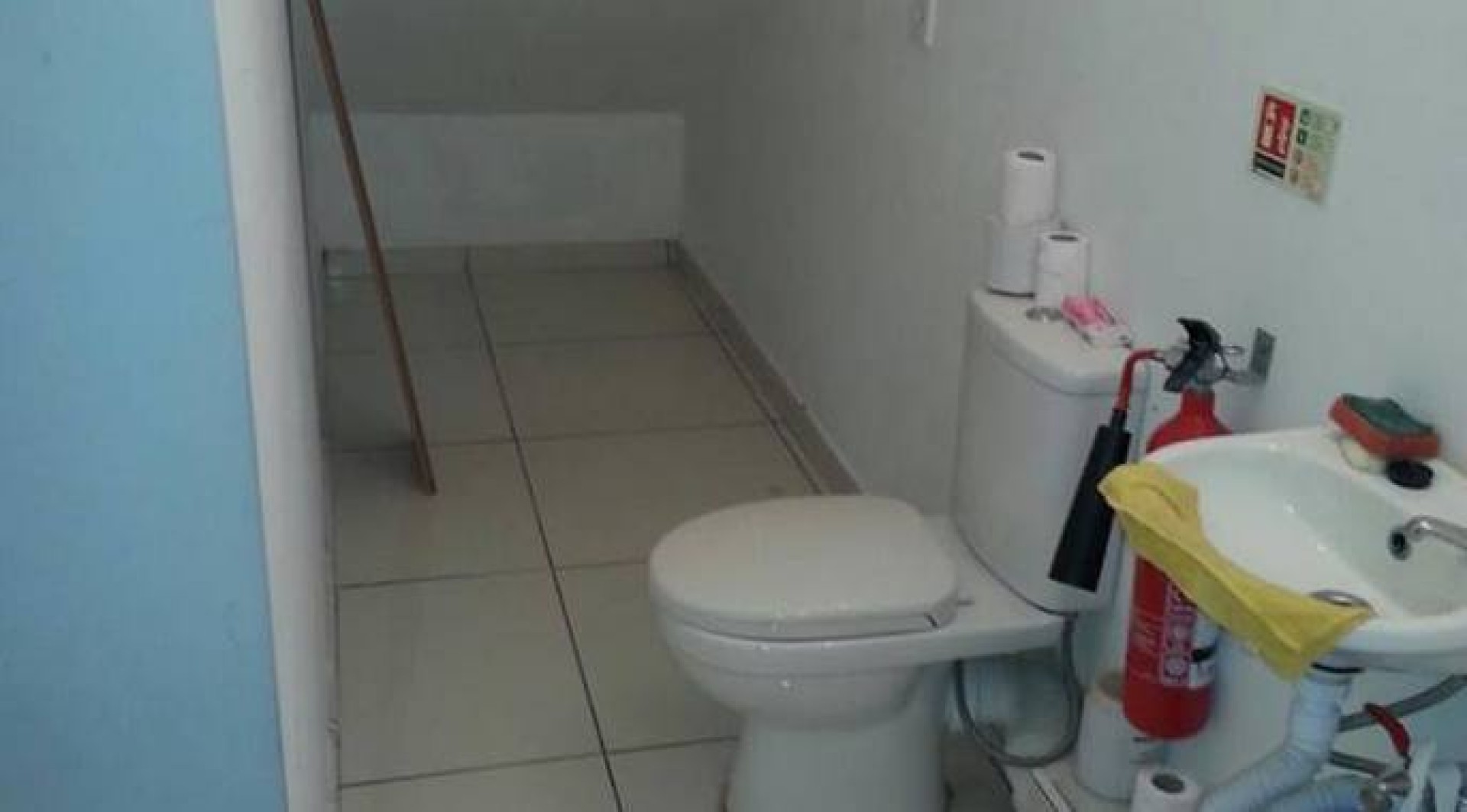Shop For Rent in Malta: 40 Sqm in Swatar
