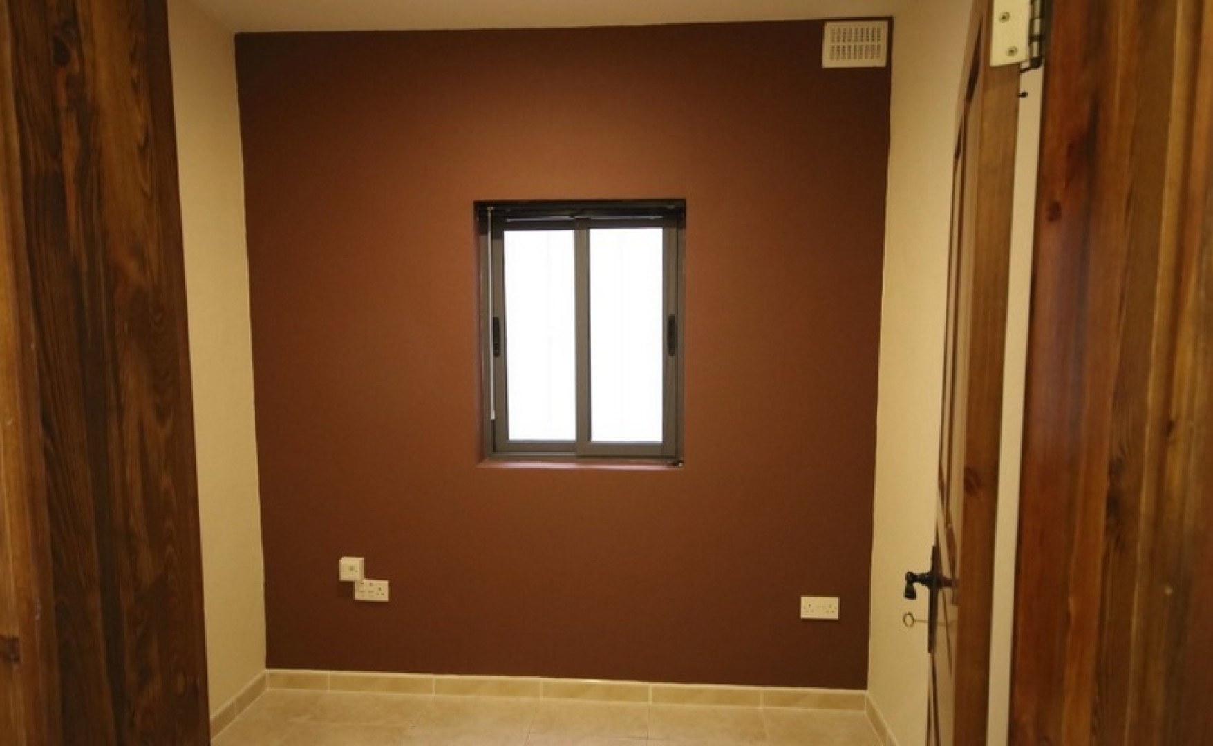Office to let in Malta: Pieta 130sqm space for rent