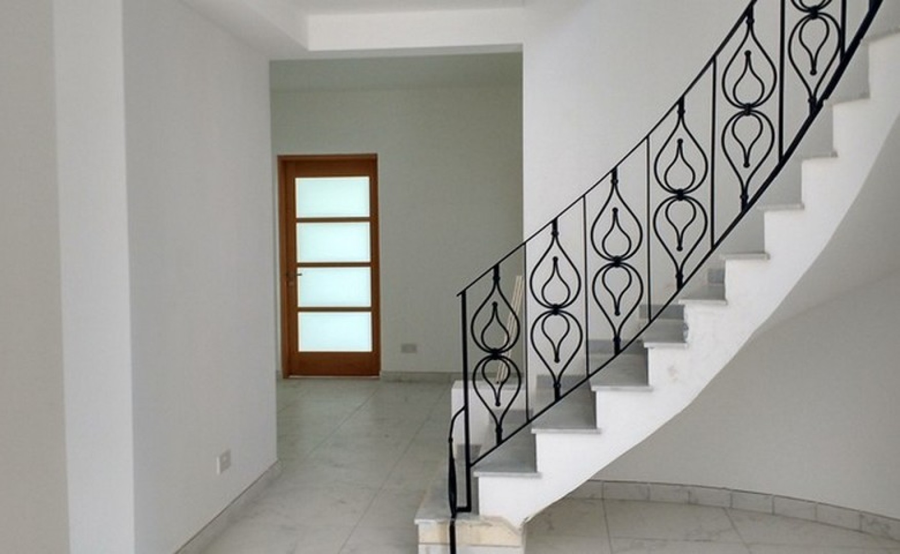 Commercial House for Sale/Rent in Santa Venera