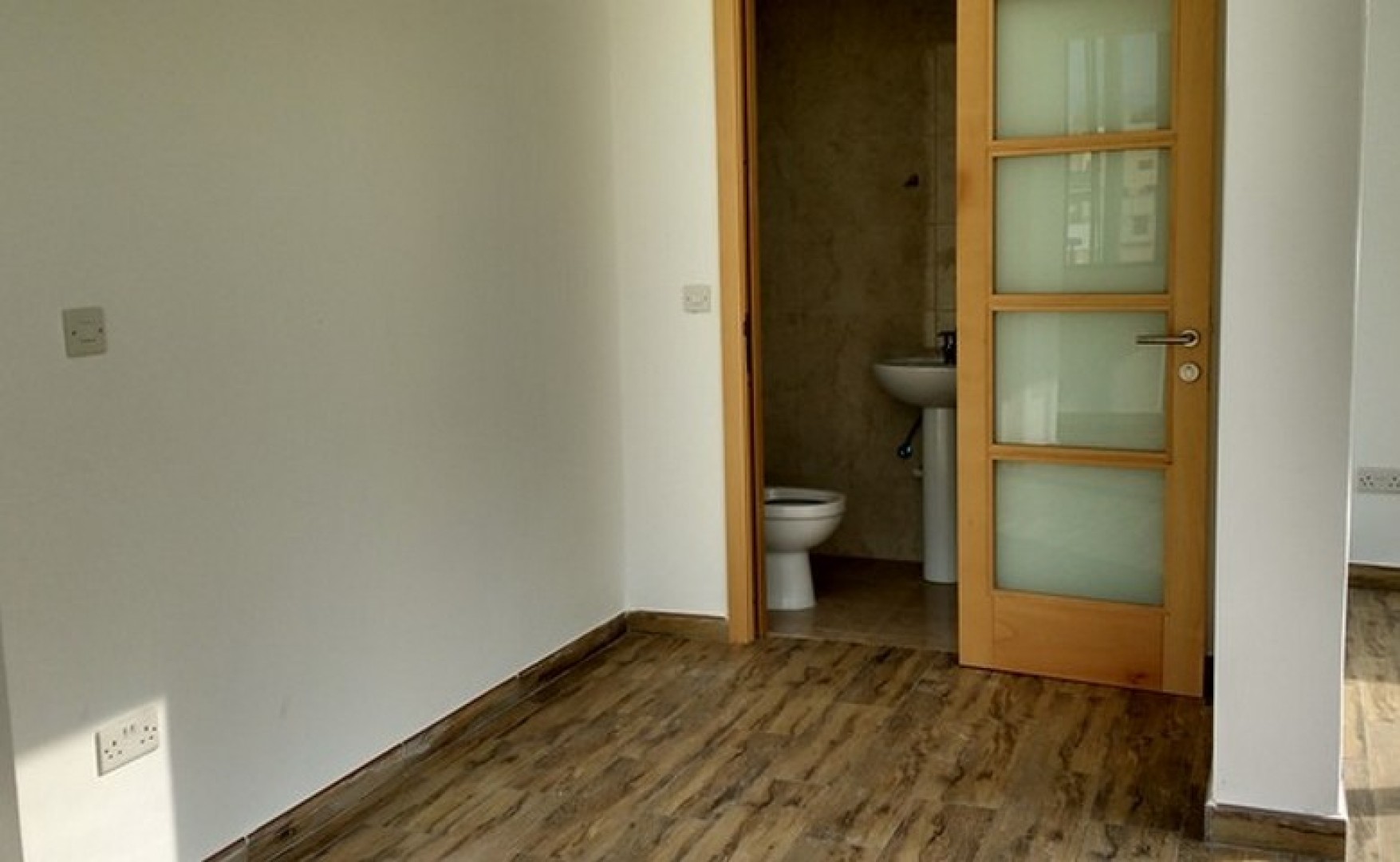 Commercial House for Sale/Rent in Santa Venera