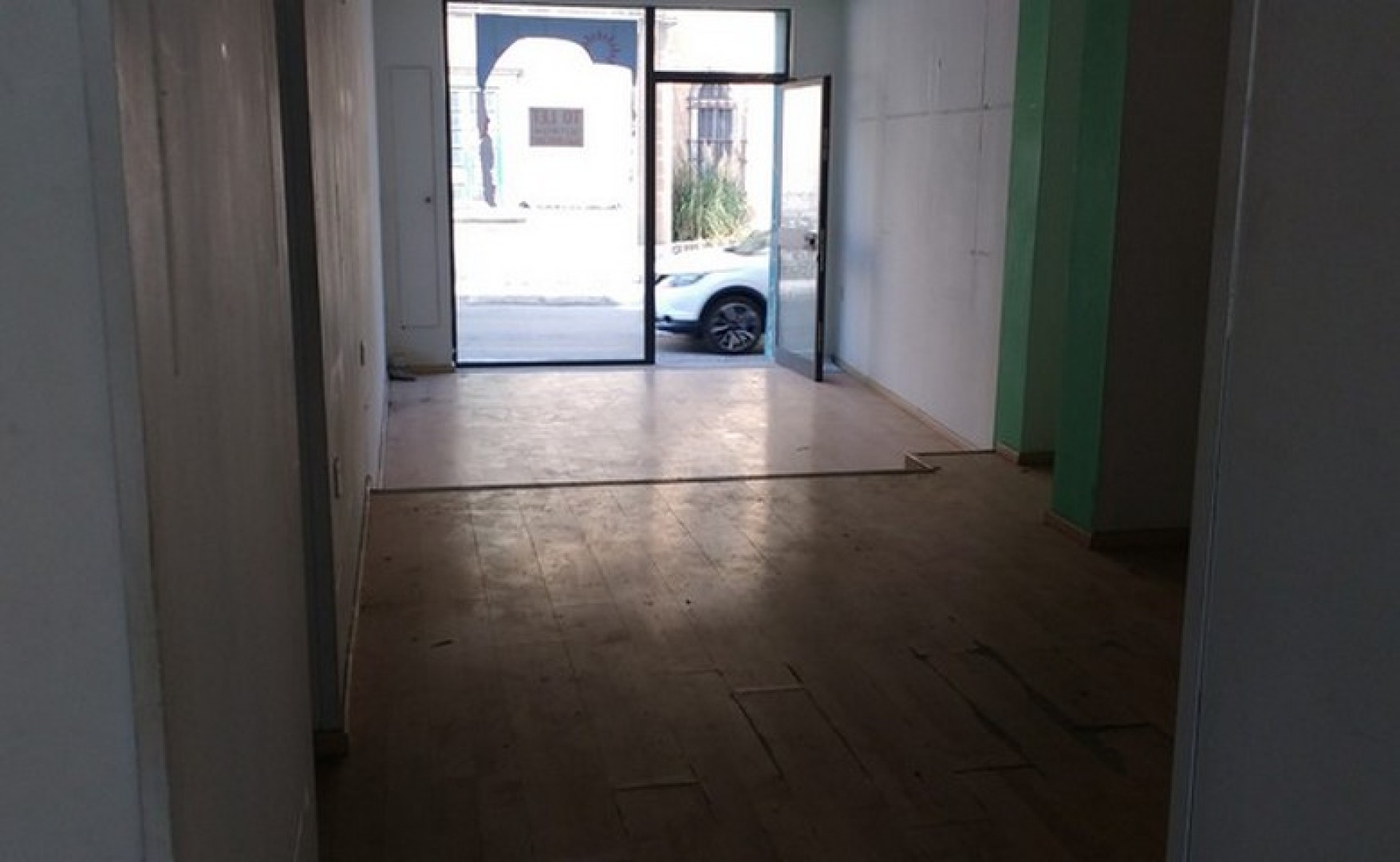 Rent offices in Malta:Shop / office to let in Balzan