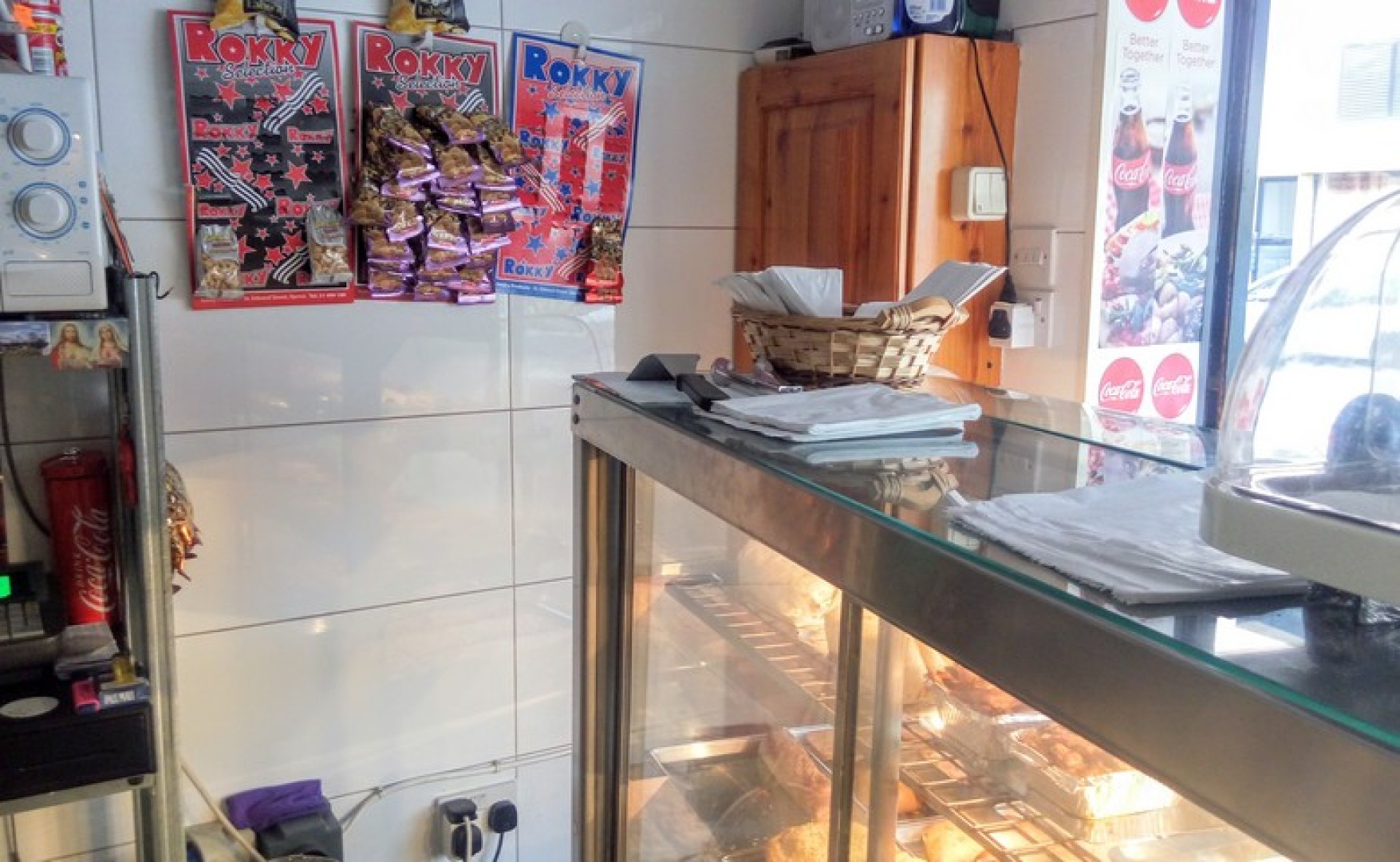 Shops to let in Malta: 30sqm Take Away/Pastizzi to let in Hamrun