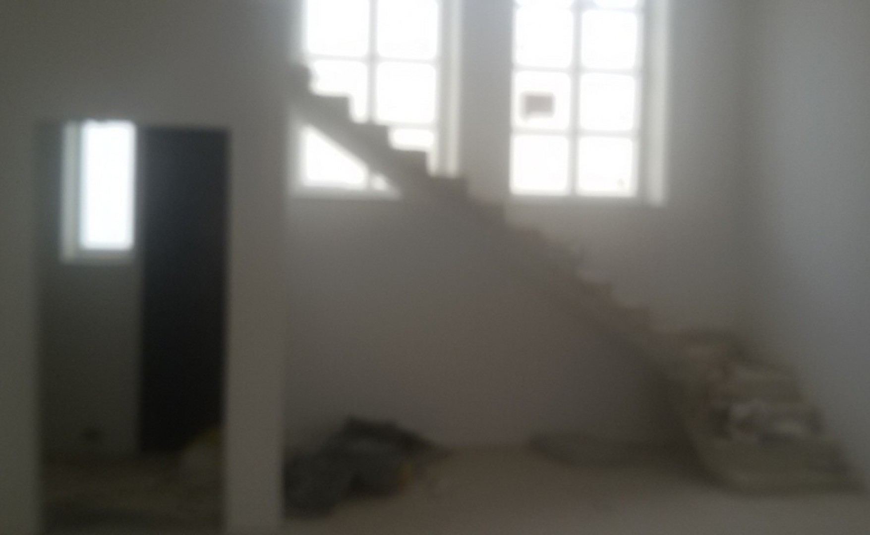 Malta real estate: Warehouse for rent in Naxxar