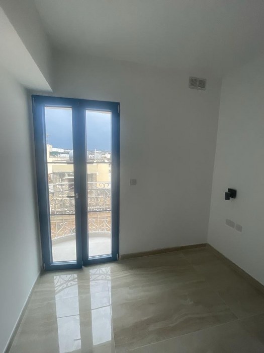 Hamrun Fully Equipped 7-Bedroom Block for rent