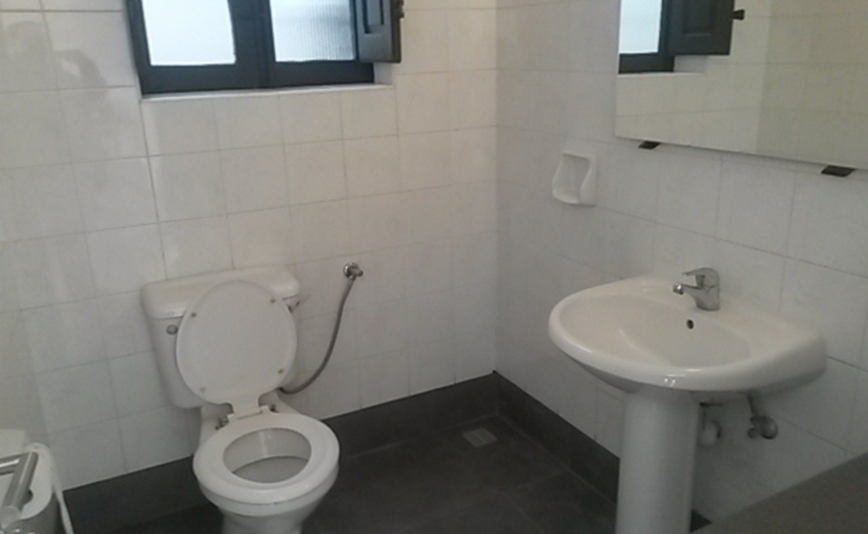 Office to let Malta: Pieta 15sqm premises for rent