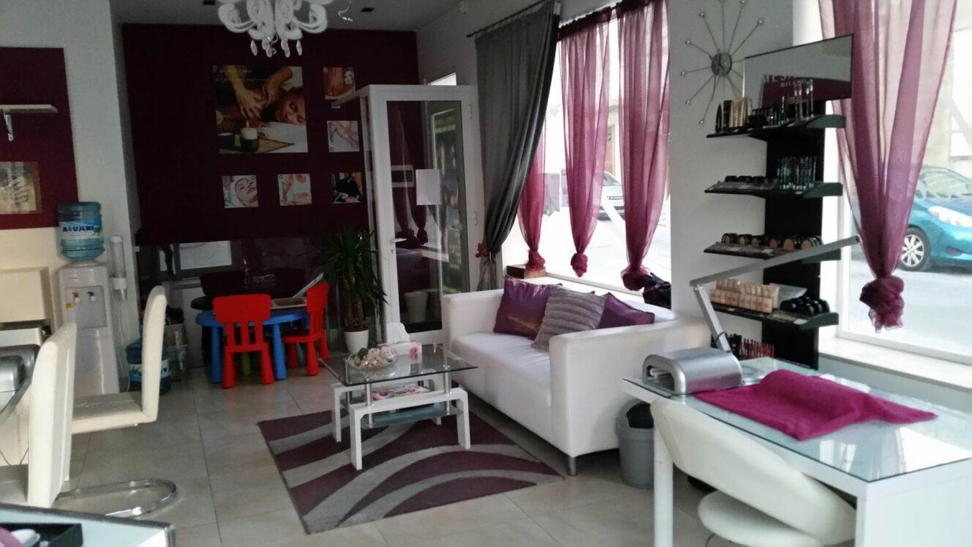 Properties for rent in Malta: Corner shop in Mosta