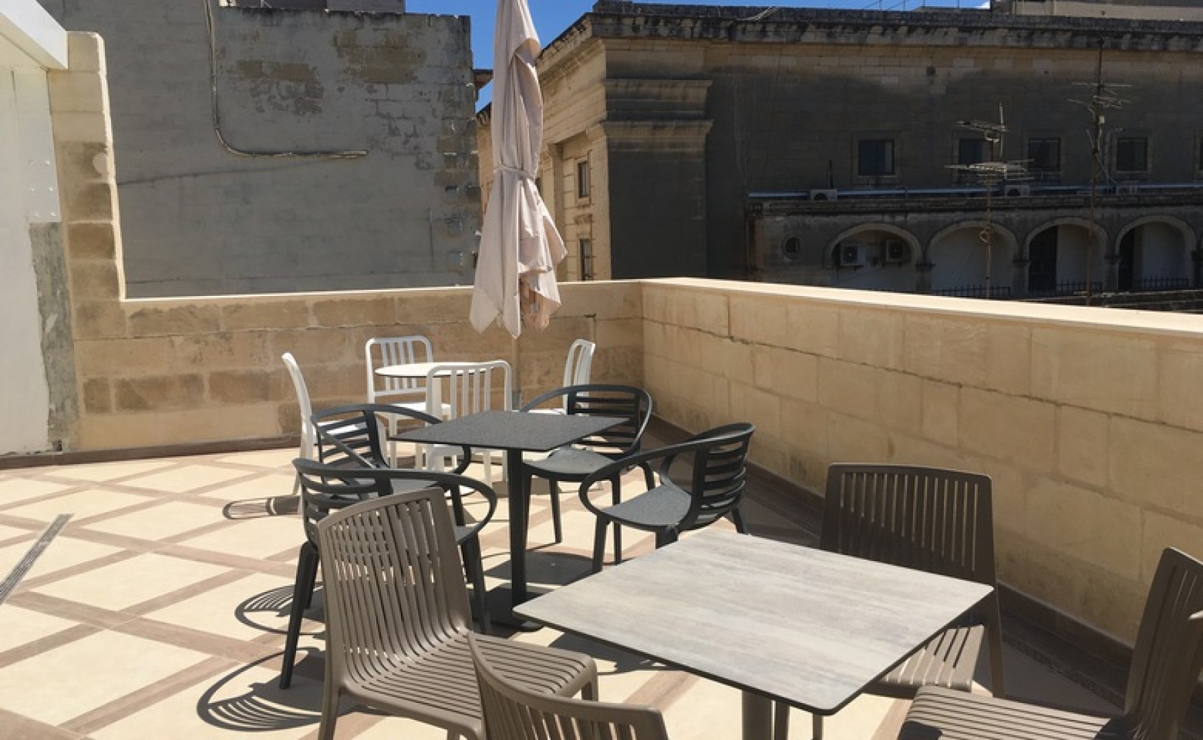 Offices in Malta: State of the Art New Commercial Office Block in Valletta