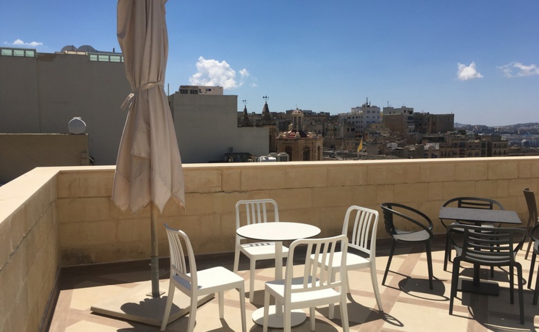 Offices in Malta: State of the Art New Commercial Office Block in Valletta
