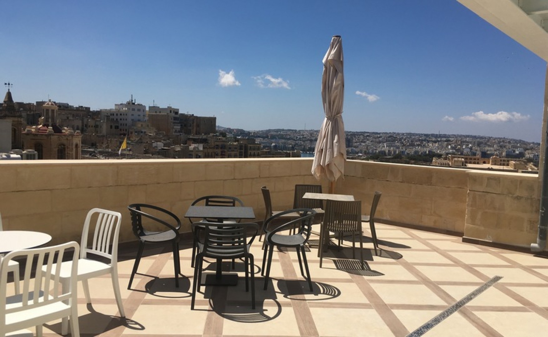Offices in Malta: State of the Art New Commercial Office Block in Valletta