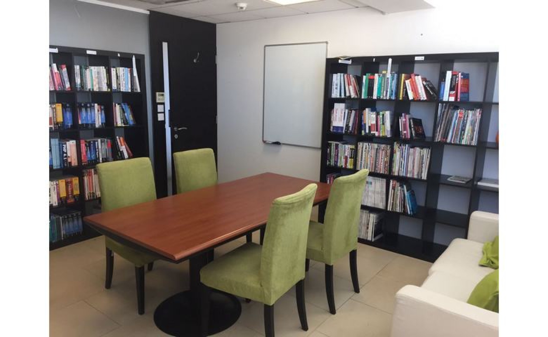 Office for rent in Birkirkara with an area of 800sqm