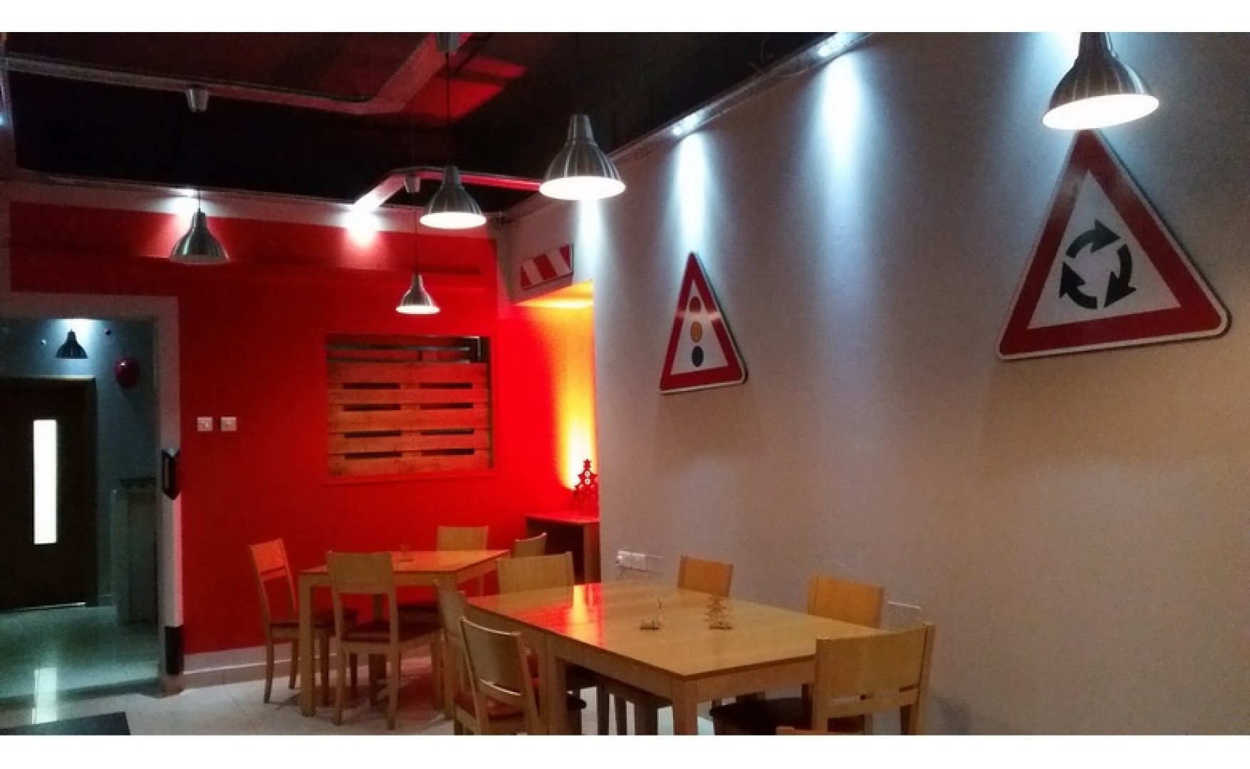 Shops to let Malta: Gzira 140sqm premises for rent