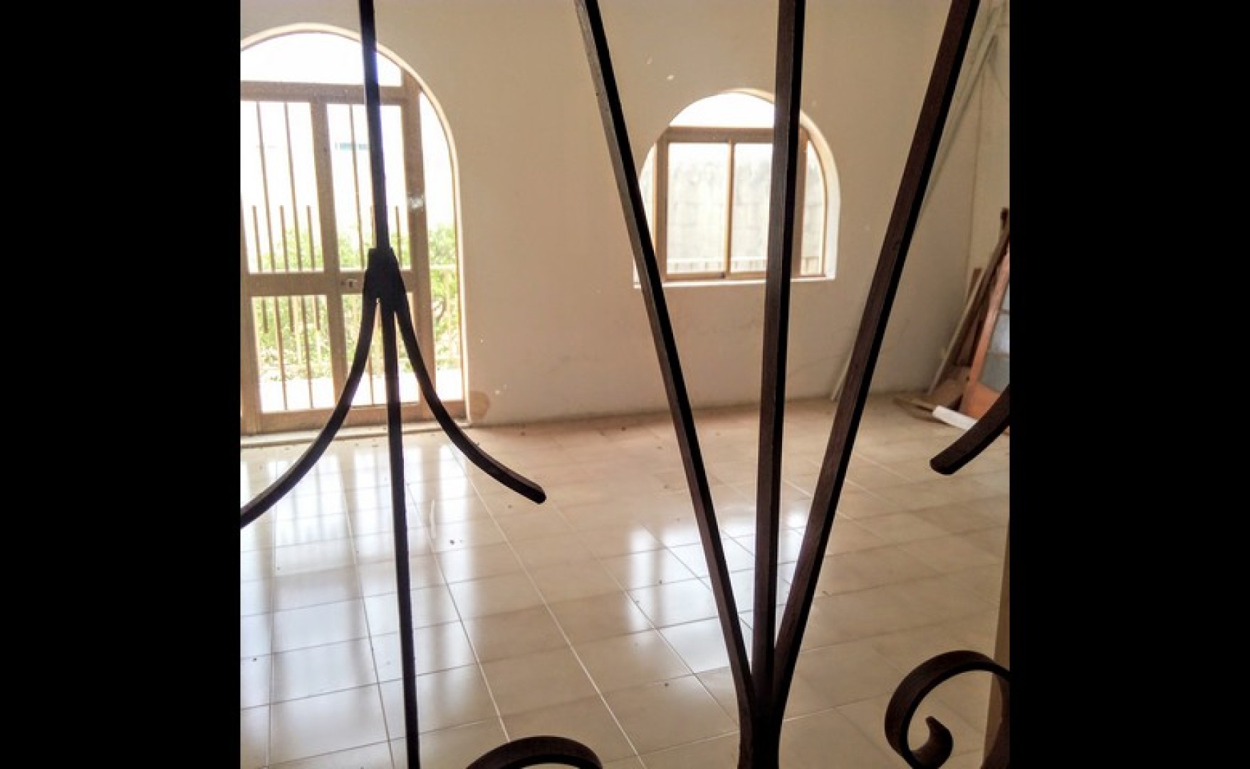 Estate agents Malta: Commercial block for rent in Fgura