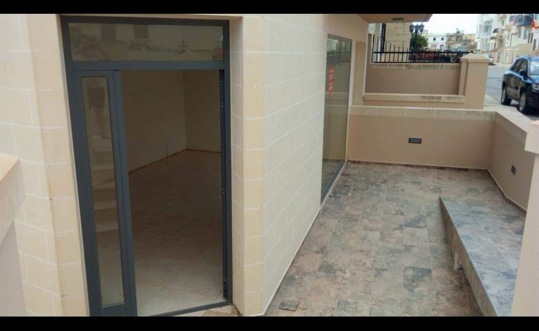 Shops to let Malta: Siggiewi 50sqm premises for rent