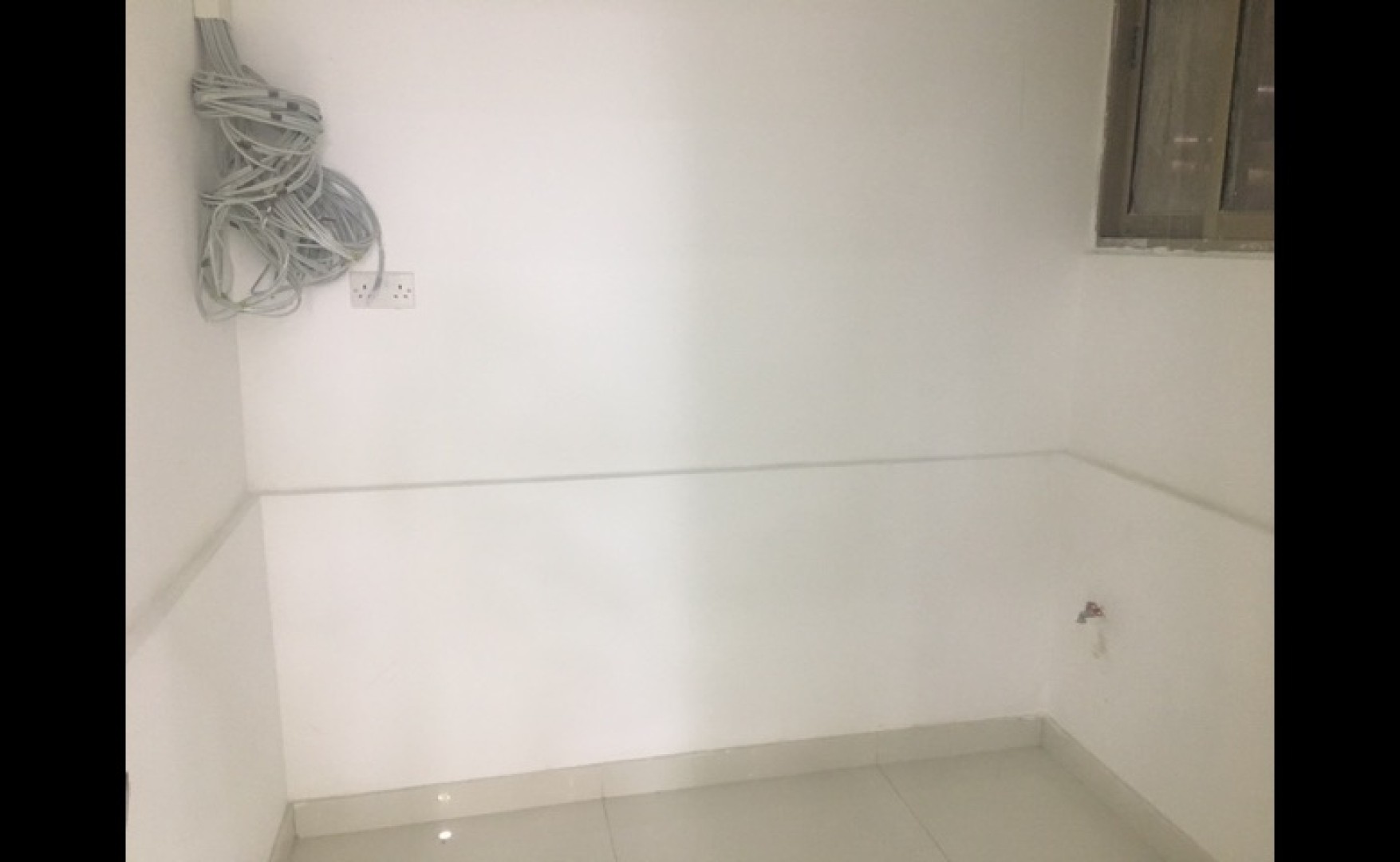 Office to let Malta: Sliema Office that Consists of 105sqm situated close to Mint Cafe