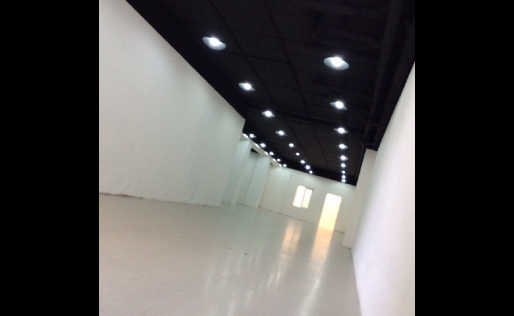 Retail Premises For Rent Malta: 180sqm Shop to Let in Msida