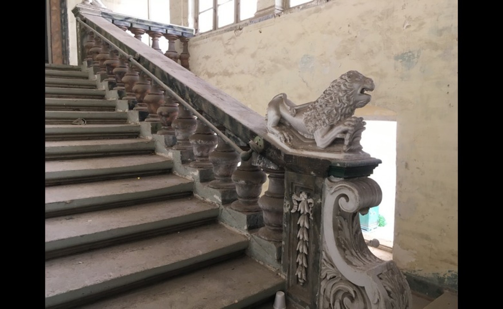 Unique Corner Palazzo for sale in Valletta