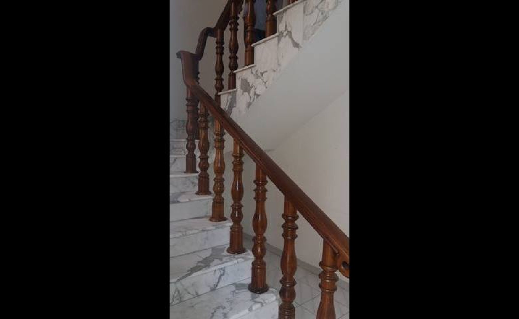 Unfurnished 3 bedroom Maisonette in St Julians with terrace and country views for rent and garage