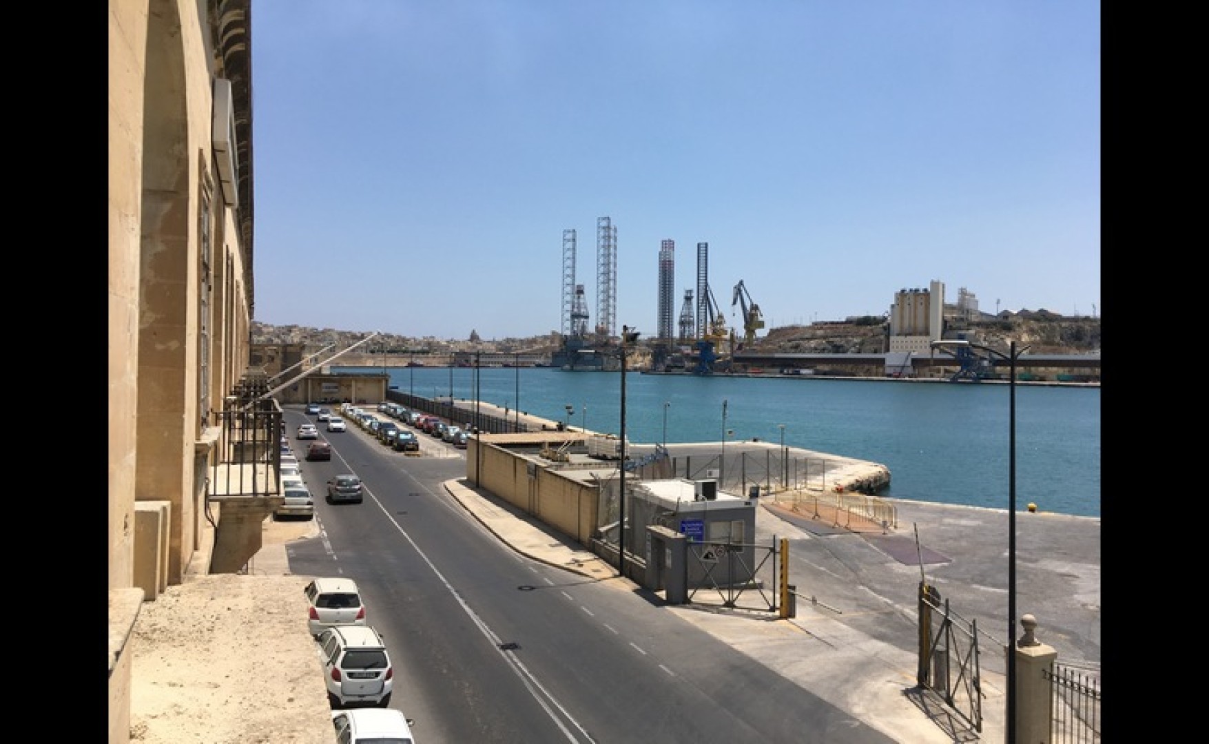 Office to let Malta: Floriana 200-800sqm Property for Rent In Floriana