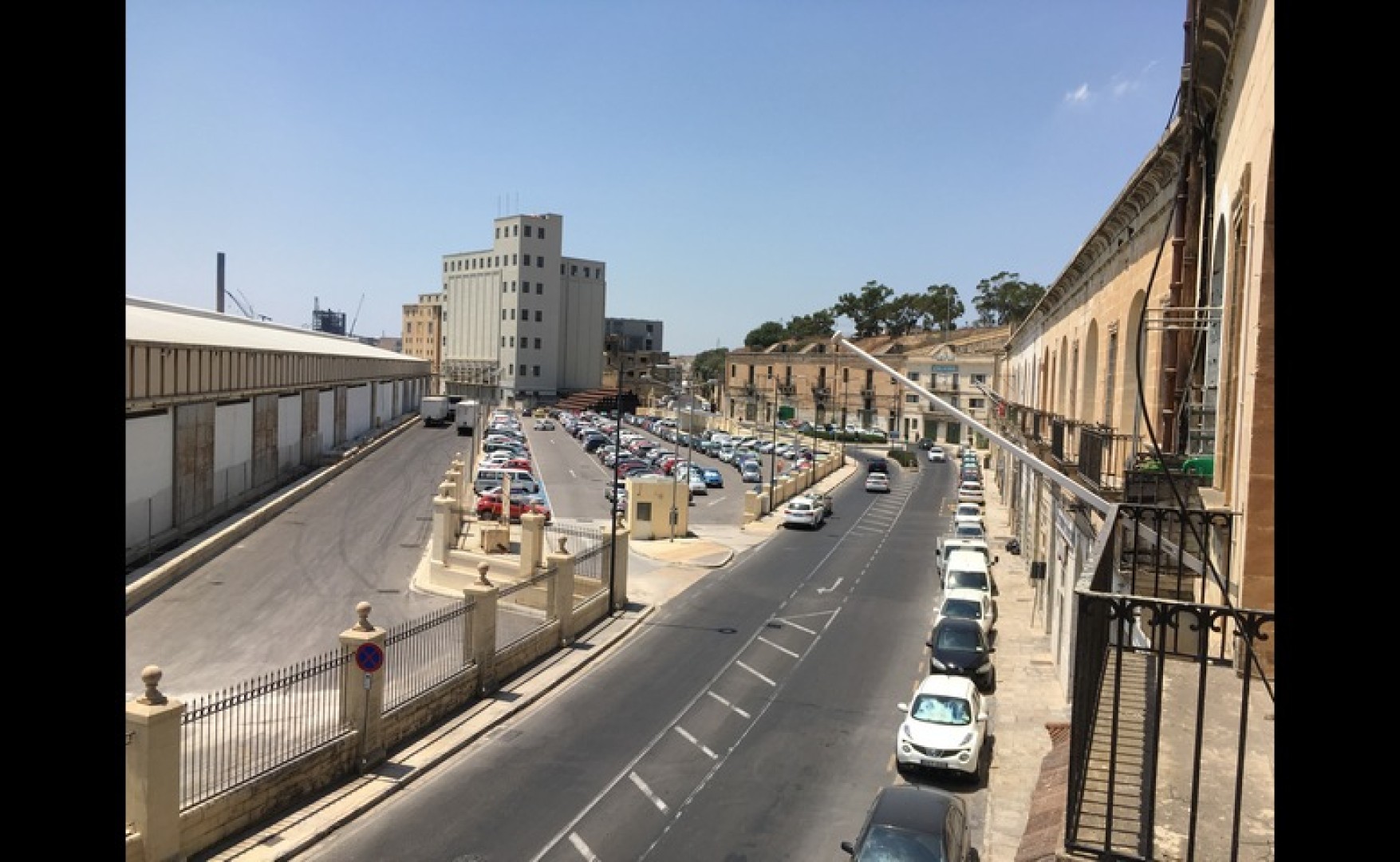 Office to let Malta: Floriana 800sqm Massive Open Plan Property for Rent on The Seafront