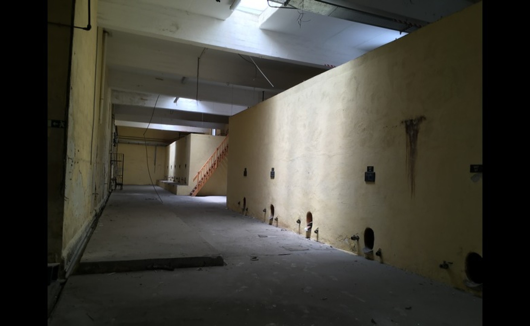 Office to let Malta: Floriana 800sqm Massive Open Plan Property for Rent on The Seafront