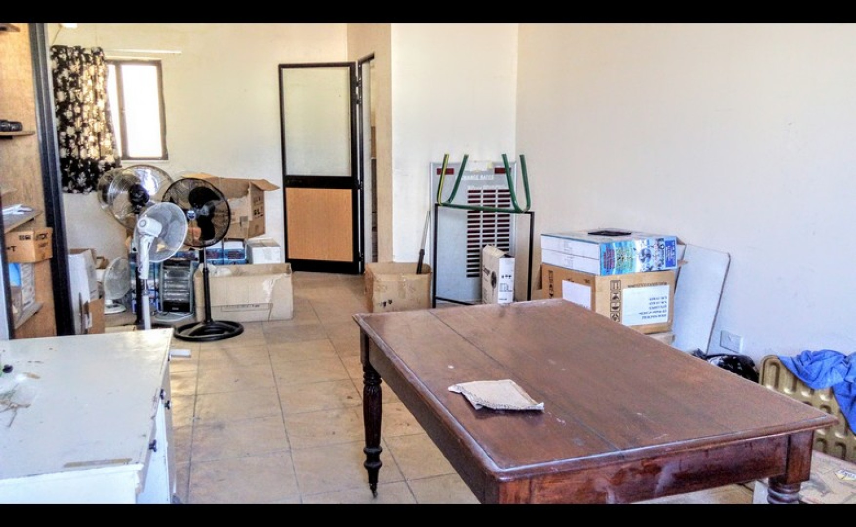 Shops for rent in Malta: 200sqm commercial premises to let