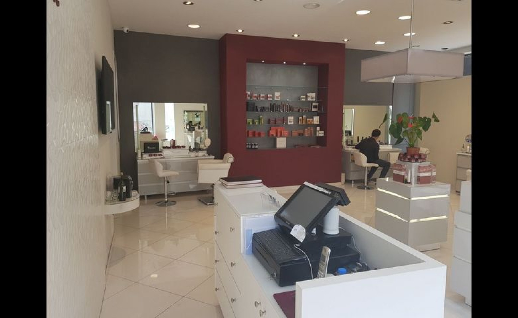 Shops for rent in Malta: Sliema property to let
