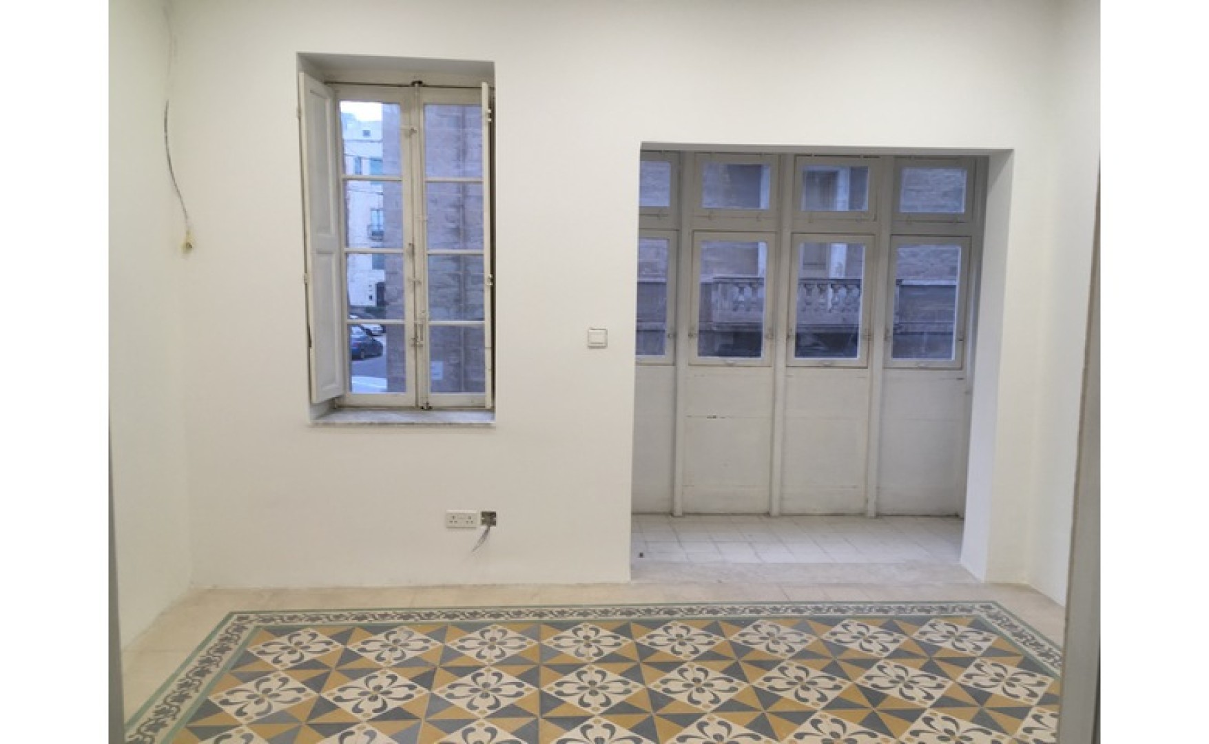 Office to let in Malta: Valletta 200sqm Brand New Corner Office For Rent In Valletta