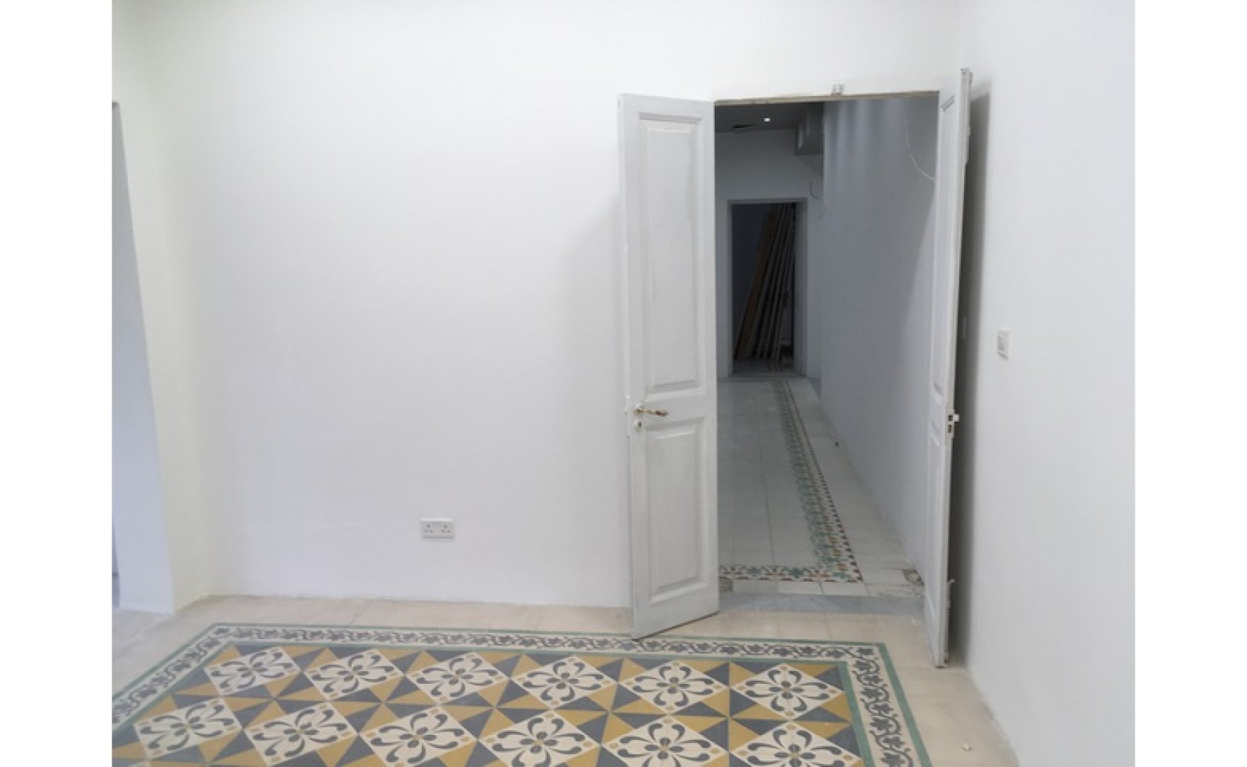 Office to let in Malta: Valletta 200sqm Brand New Corner Office For Rent In Valletta