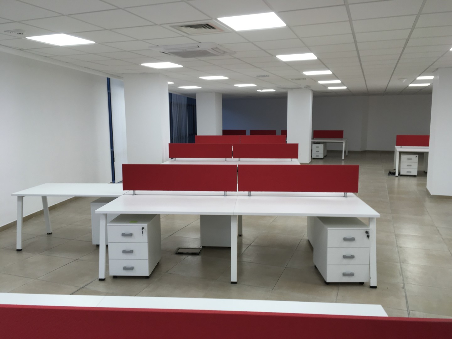 1000sqm office for rent in a prime area