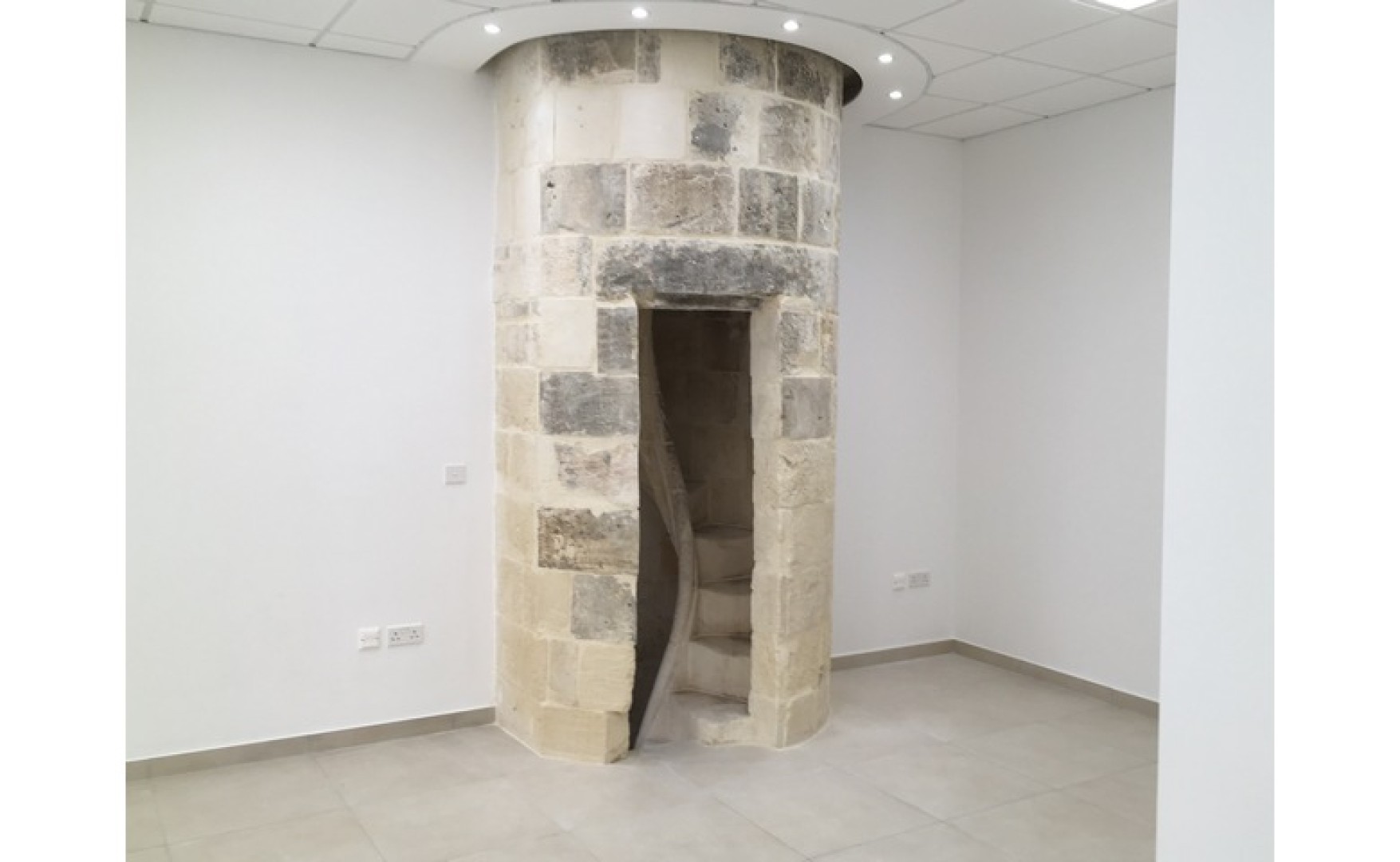 Office for Rent in Malta: Brand New Office Block For Rent In Valletta