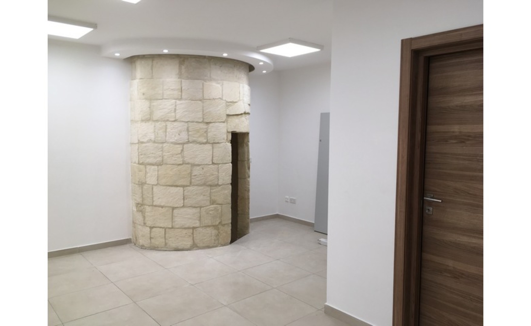 Office for Rent in Malta: Brand New Office Block For Rent In Valletta