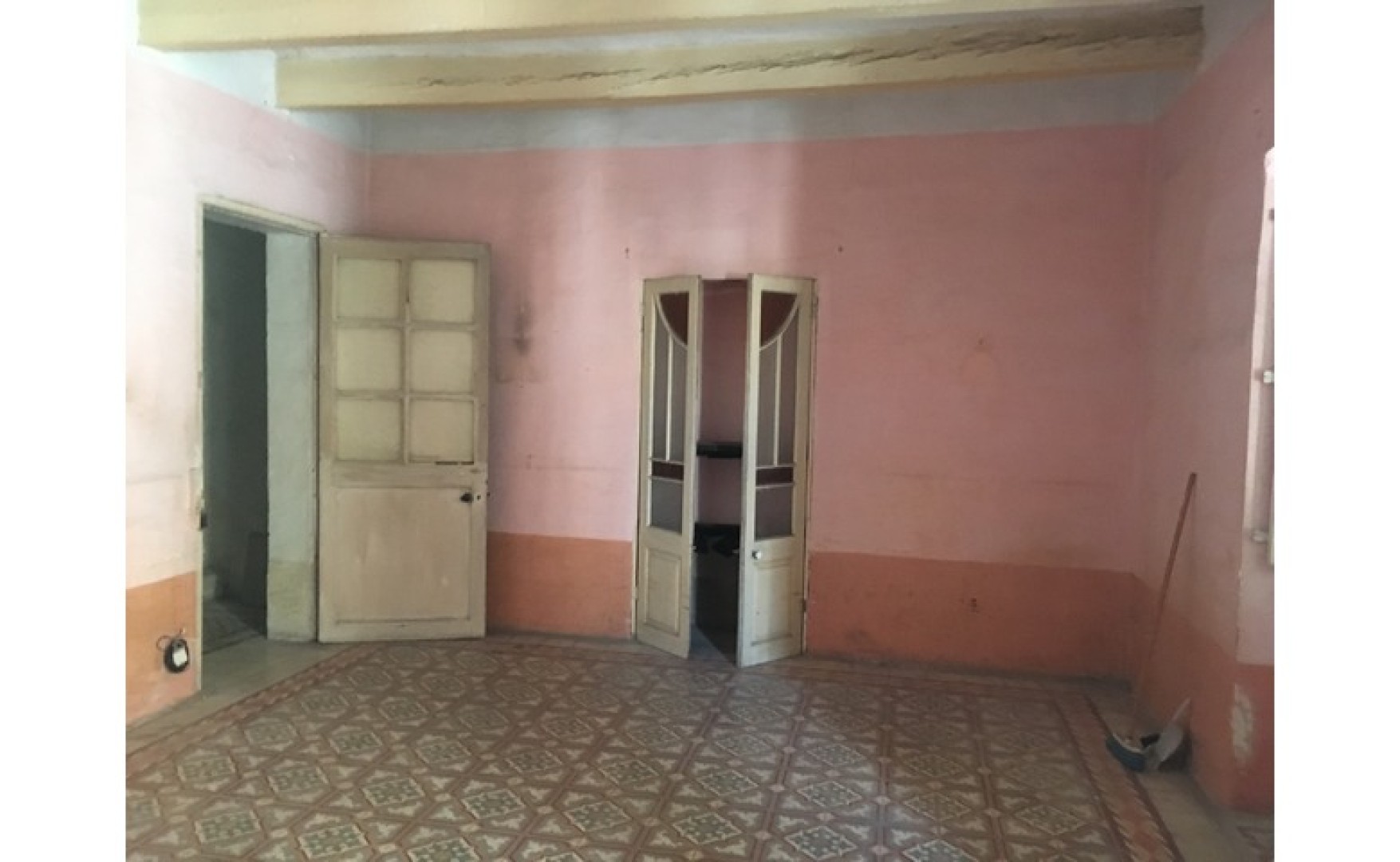 Real estate Malta: Unconverted Townhouse For SALE with 4 bedrooms and Roof Terrace with Seaviews