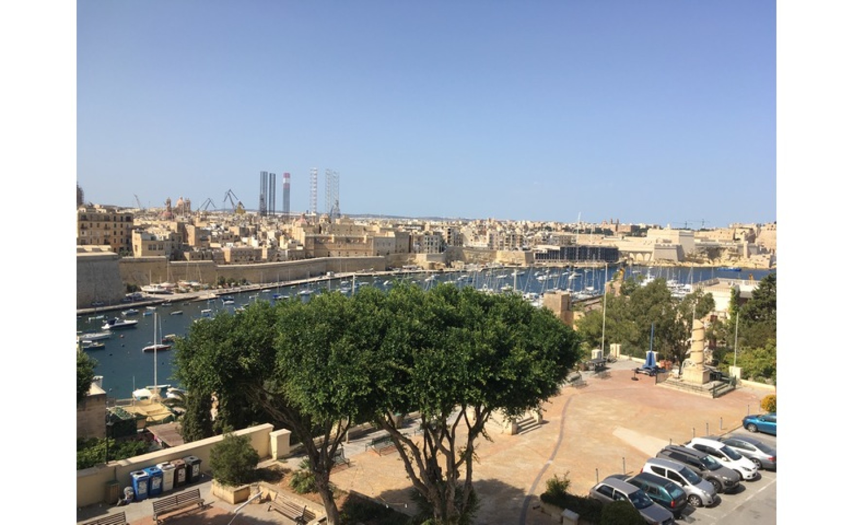 Real estate Malta: Unconverted Townhouse For SALE with 4 bedrooms and Roof Terrace with Seaviews