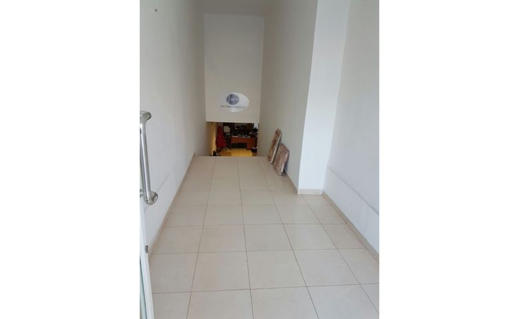 Office to let Malta: Msida ready to move in office for rent