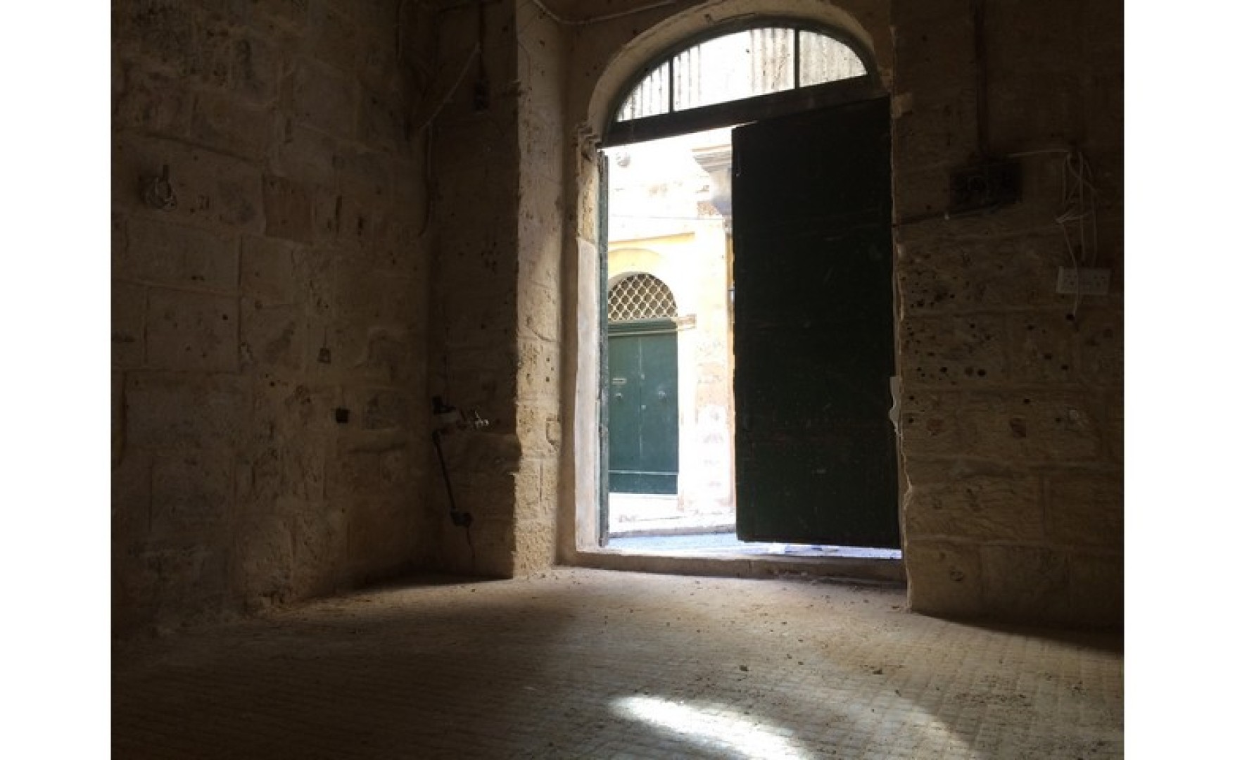 Offices for rent in Malta: 30sqm property for rent in Valletta
