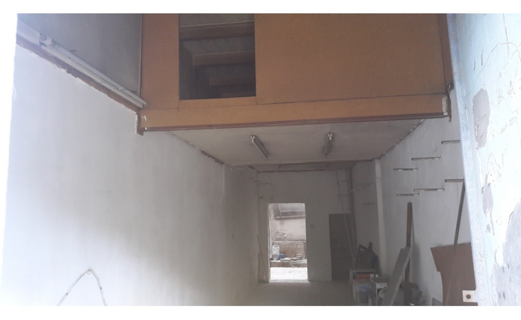 Office to let Malta: Pieta 60sqm shop / office for rent
