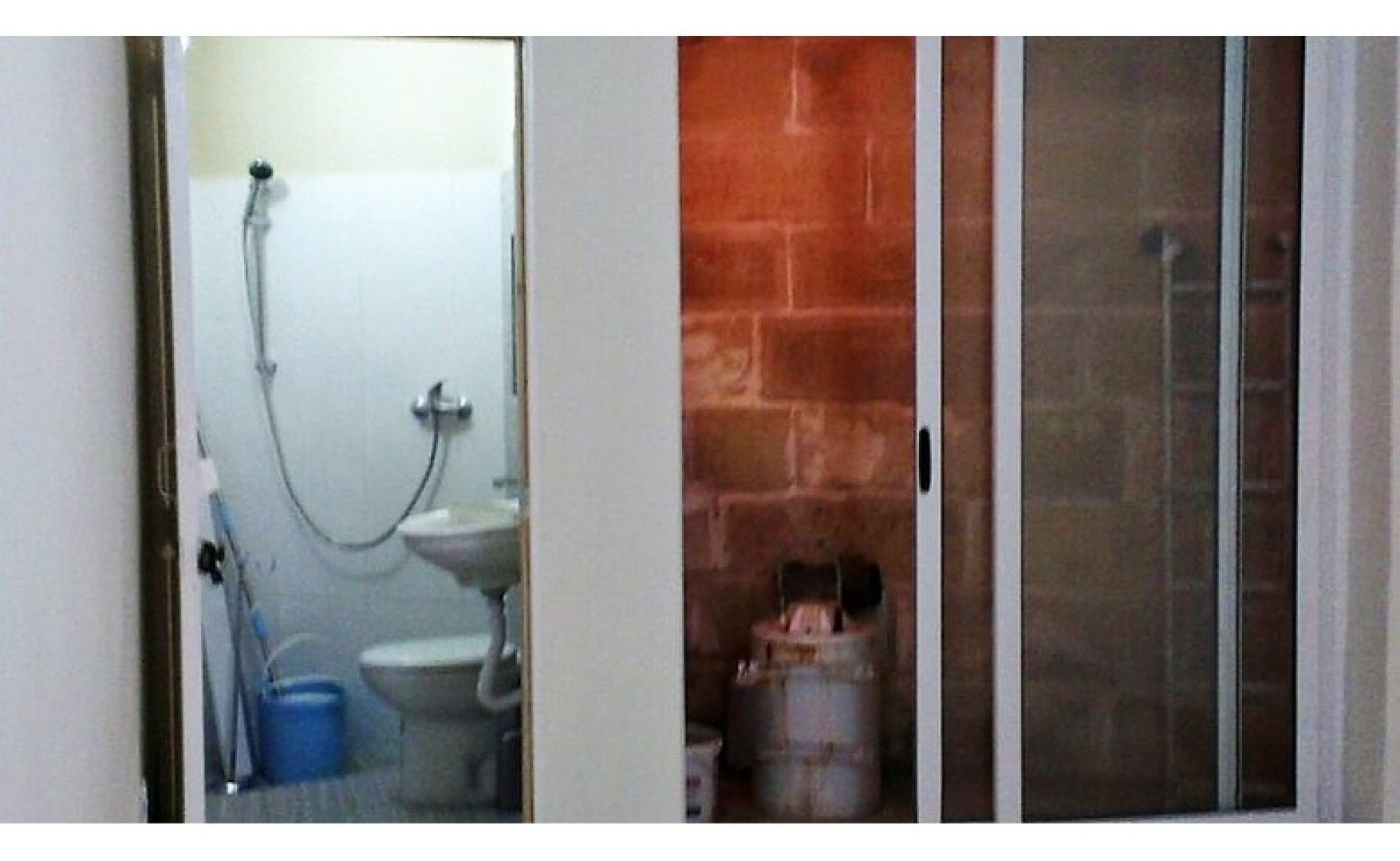 Shops for rent in Malta: 115 sqm Class 4B Shop in St Venera